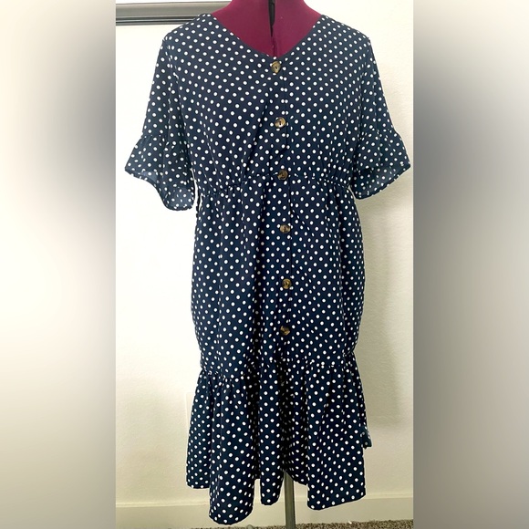 Dresses & Skirts - Navy blue polka dot dress